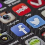 Social media networks and social media manager challenges